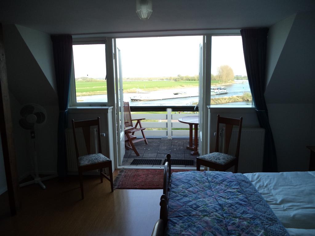 Aan Het Veer Minimaal 4 Overnachtingen Apartment Dieren Room photo
